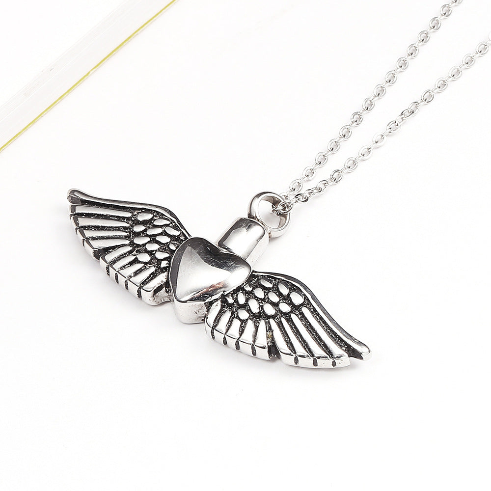Essalune Aromatherapy Necklace — "Angel Wing"